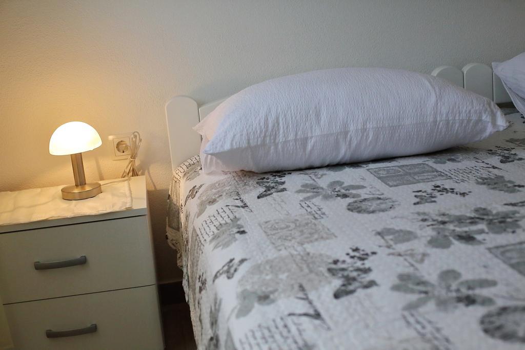 Robert Apartment *